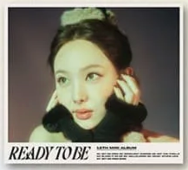 TWICE - 12th Mini Album 'READY TO BE' (Digipack ver.)