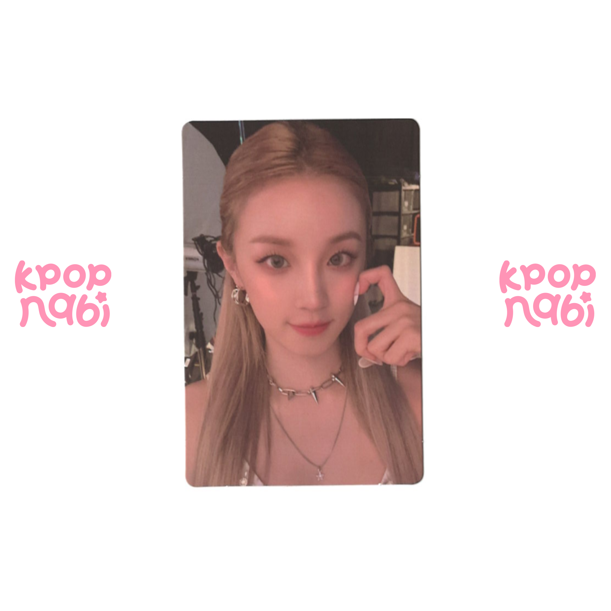 [PC] I-DLE - Yuqi 'Heat' (Target Exclusive)