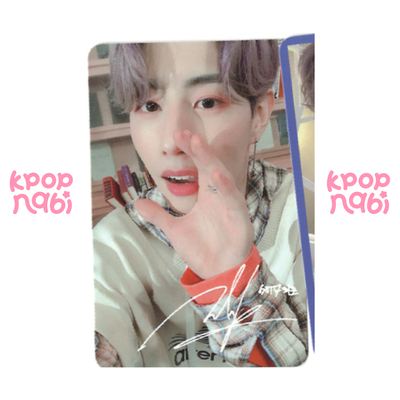 [PC] GOT7 - Mark 'Present : YOU' (Standard ver.)