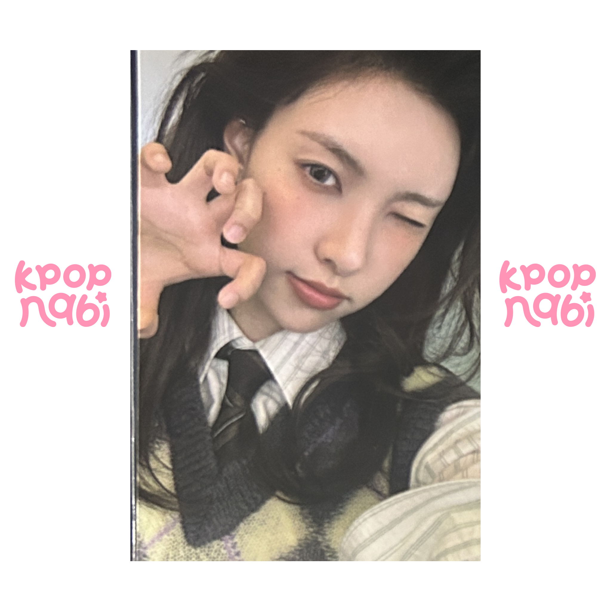 [PC] ILLIT - Yunah 'BOMB' (Standard ver.) GLLIT ver.