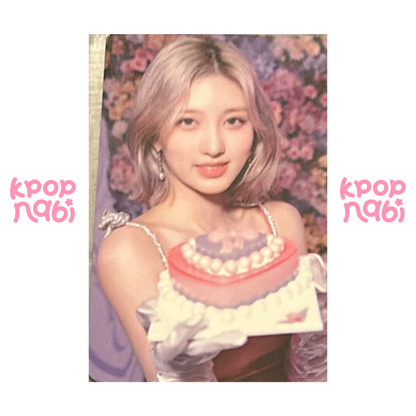 [PC] IVE - Gaeul 'The Prom Queen' 1st Fan Concert RANDOM PHOTOCARD PACK