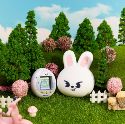 Stray Kids - SKZOO TAMAGOTCHI & CASE / Official Merchandise