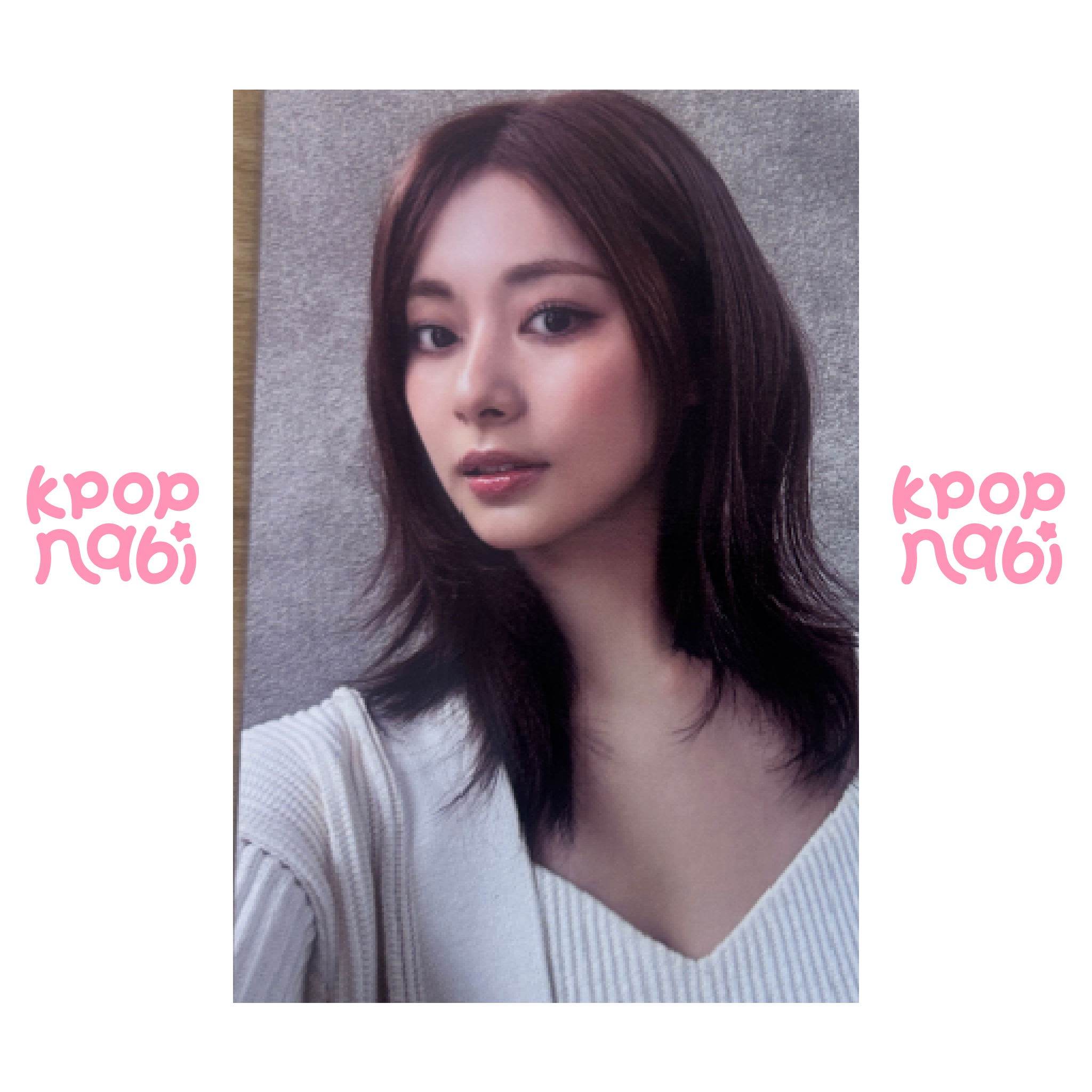 [PC] TZUYU (TWICE) - 'abouTZU' (Standard ver.)